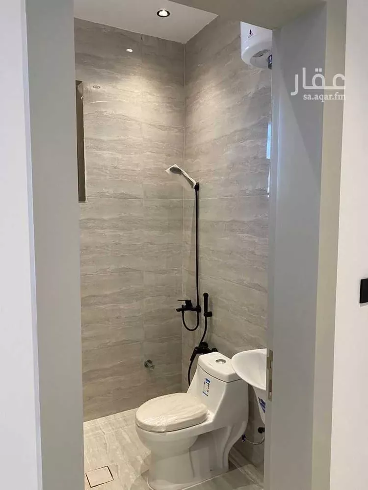 شقة للبيع في شارع محمد بن عوجان, حي الحزم, مدينة الرياض, منطقة الرياض صورة 3