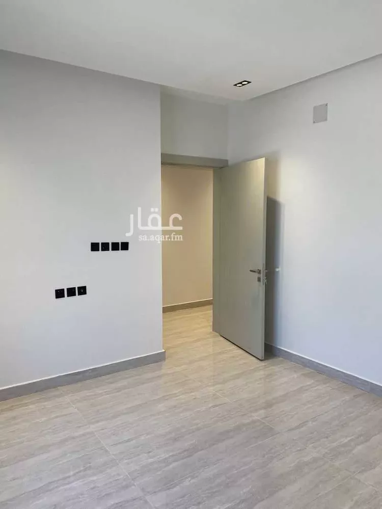شقة للبيع في شارع محمد بن عوجان, حي الحزم, مدينة الرياض, منطقة الرياض صورة 4