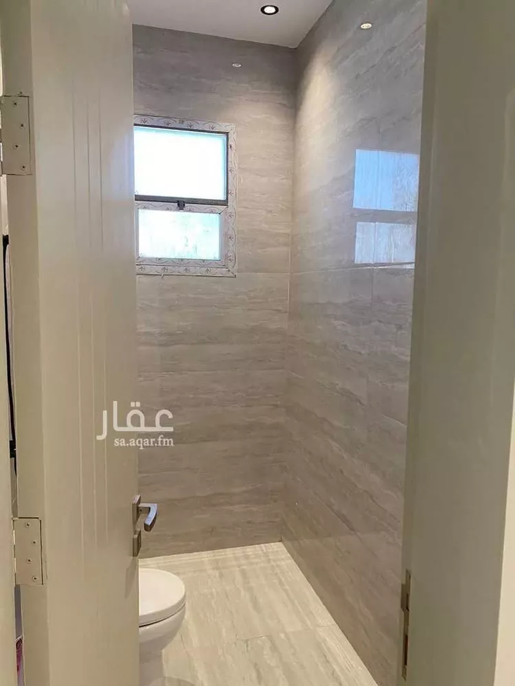 شقة للبيع في شارع محمد بن عوجان, حي الحزم, مدينة الرياض, منطقة الرياض صورة 2