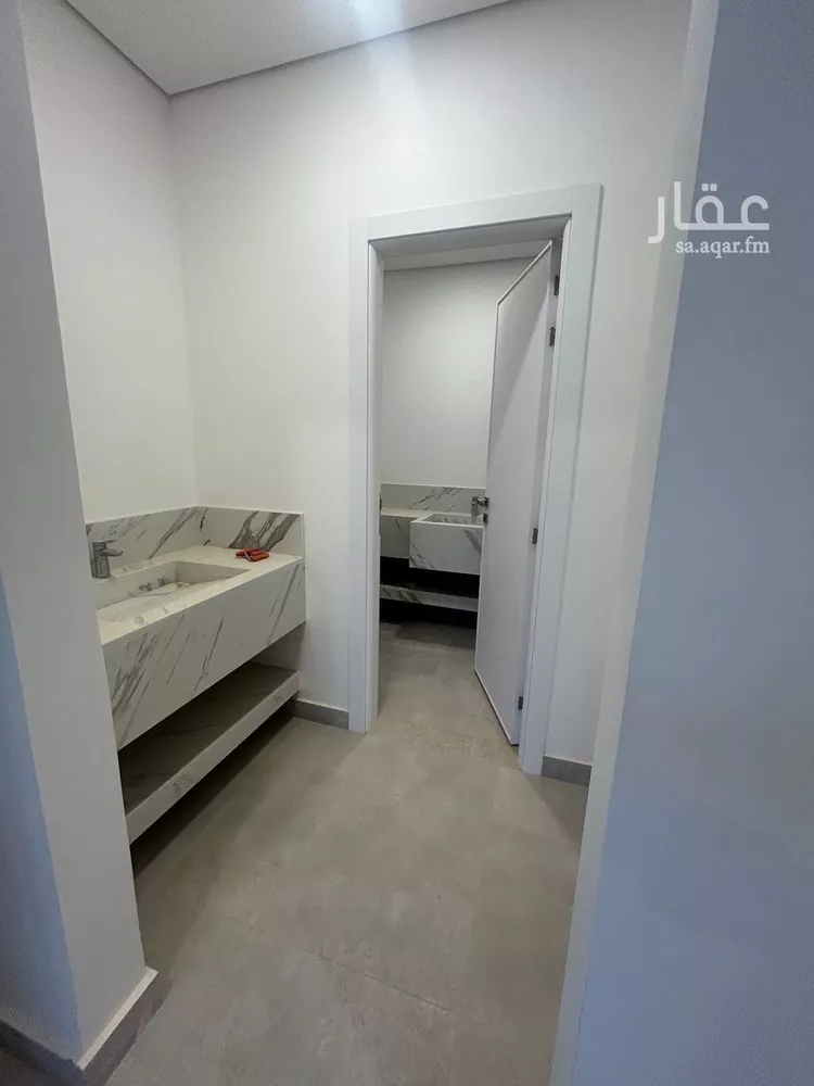 فيلا للإيجار في شارع أحمد الهيتيمي, حي البشائر, مدينة الرياض, منطقة الرياض صورة 5