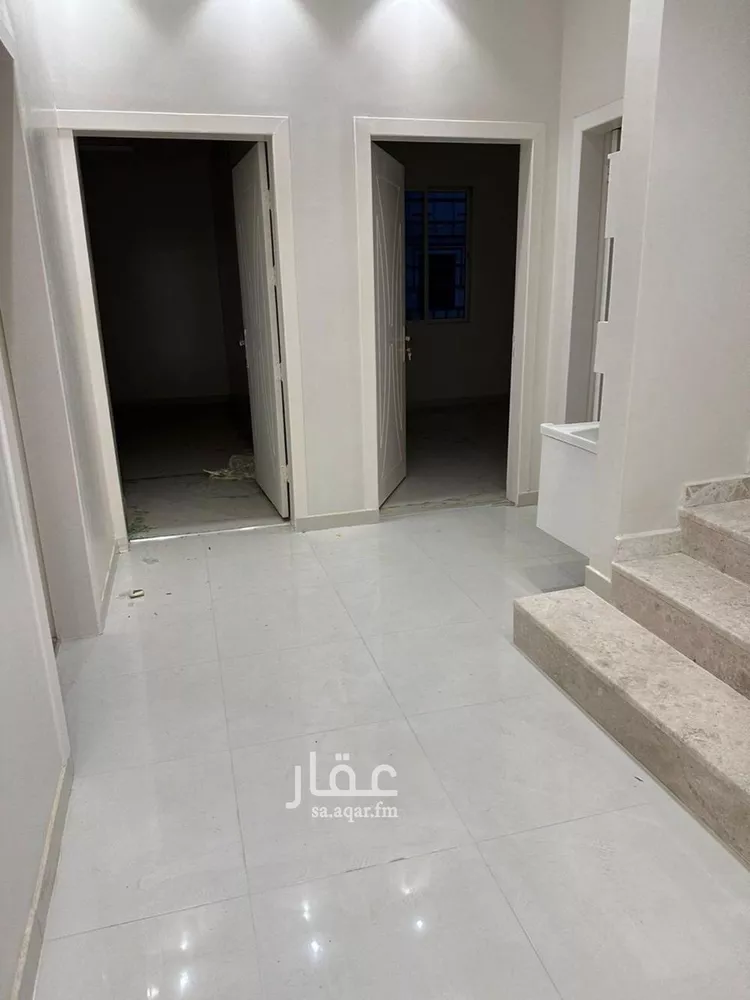 فيلا للبيع في شارع رقم 483, حي المونسية, مدينة الرياض, منطقة الرياض 11