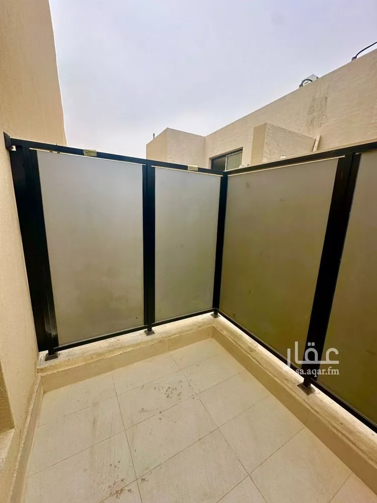 دور للبيع في شارع السلطان قابوس بن سعيد, حي المعيزيلة, مدينة الرياض, منطقة الرياض 7