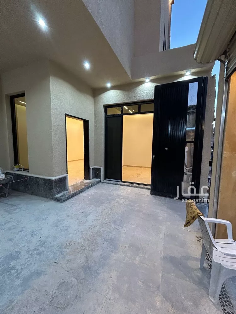 فيلا للبيع في شارع حجاج بن أرطأة, حي الرمال, مدينة الرياض, منطقة الرياض صورة 4