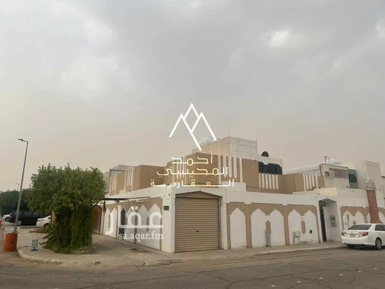 دور للبيع في شارع محمد بن الحنفيه, حي الإسكان, مدينة بريدة, منطقة القصيم صورة 2