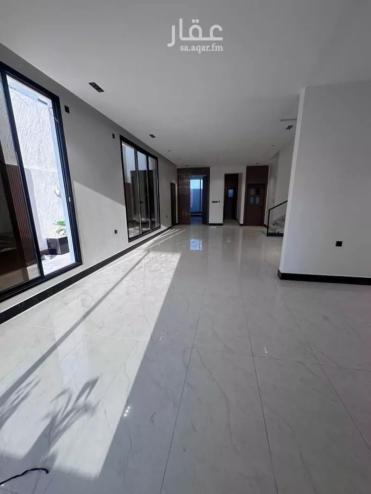 فيلا للبيع في شارع 49ب, حي الشعلة, مدينة الدمام, المنطقة الشرقية صورة 2