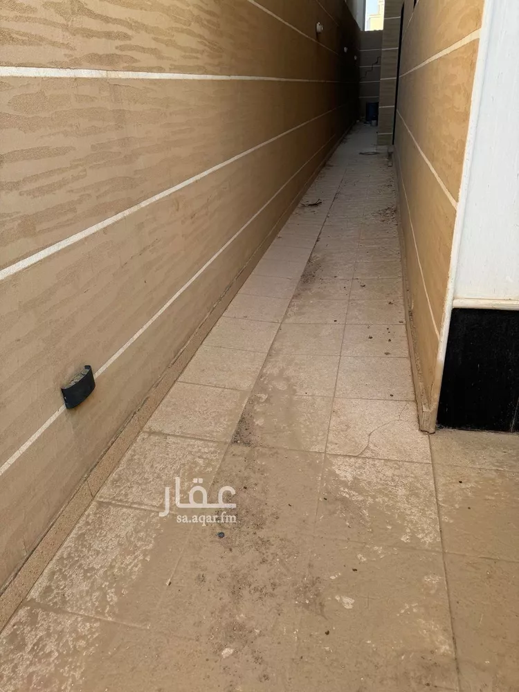 فيلا للبيع في شارع زينب بنت أبي سلمة, حي الرمال, مدينة الرياض, منطقة الرياض صورة 4
