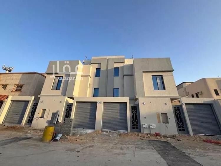 Floor for Sale in Riyadh Al Aziziyah