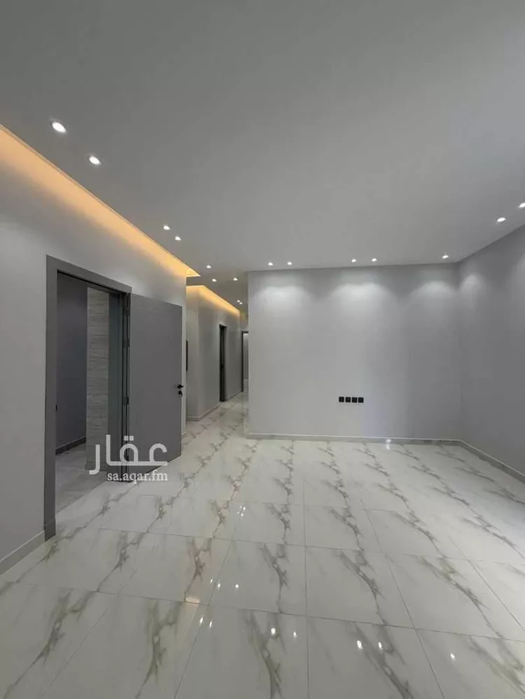 دور للبيع في شارع نهاوند, حي العزيزية, مدينة الرياض, منطقة الرياض 7