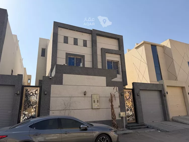 دور للبيع في شارع رقم 4, حي العزيزية, مدينة الرياض, منطقة الرياض