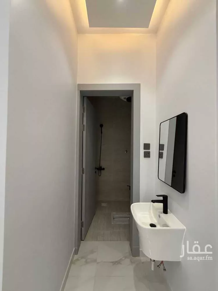 Floor for Sale in Riyadh Al Aziziyah 7