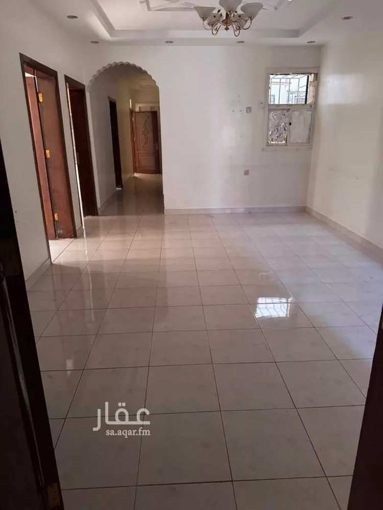 شقة للإيجار في شارع ملازم/سعد الزهراني, حي الفيصلية الجنوبية, مدينة تبوك, منطقة تبوك صورة 2