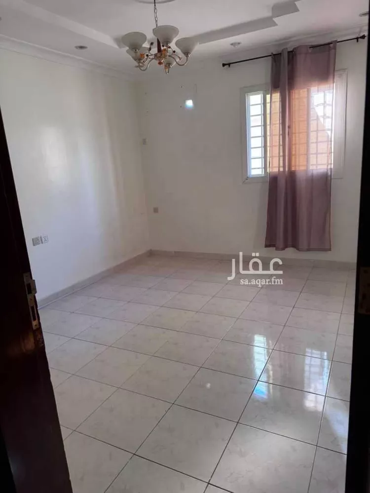 شقة للإيجار في شارع ملازم/سعد الزهراني, حي الفيصلية الجنوبية, مدينة تبوك, منطقة تبوك