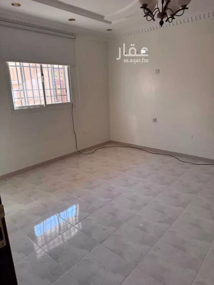 شقة للإيجار في شارع ملازم/سعد الزهراني, حي الفيصلية الجنوبية, مدينة تبوك, منطقة تبوك صورة 4