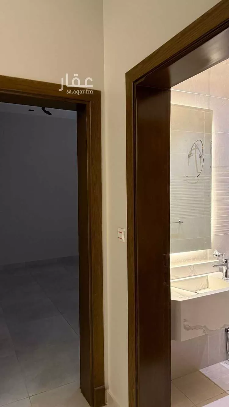 شقة للإيجار في شارع الفريق ، حي العزيزية ، جدة ، جدة صورة 3