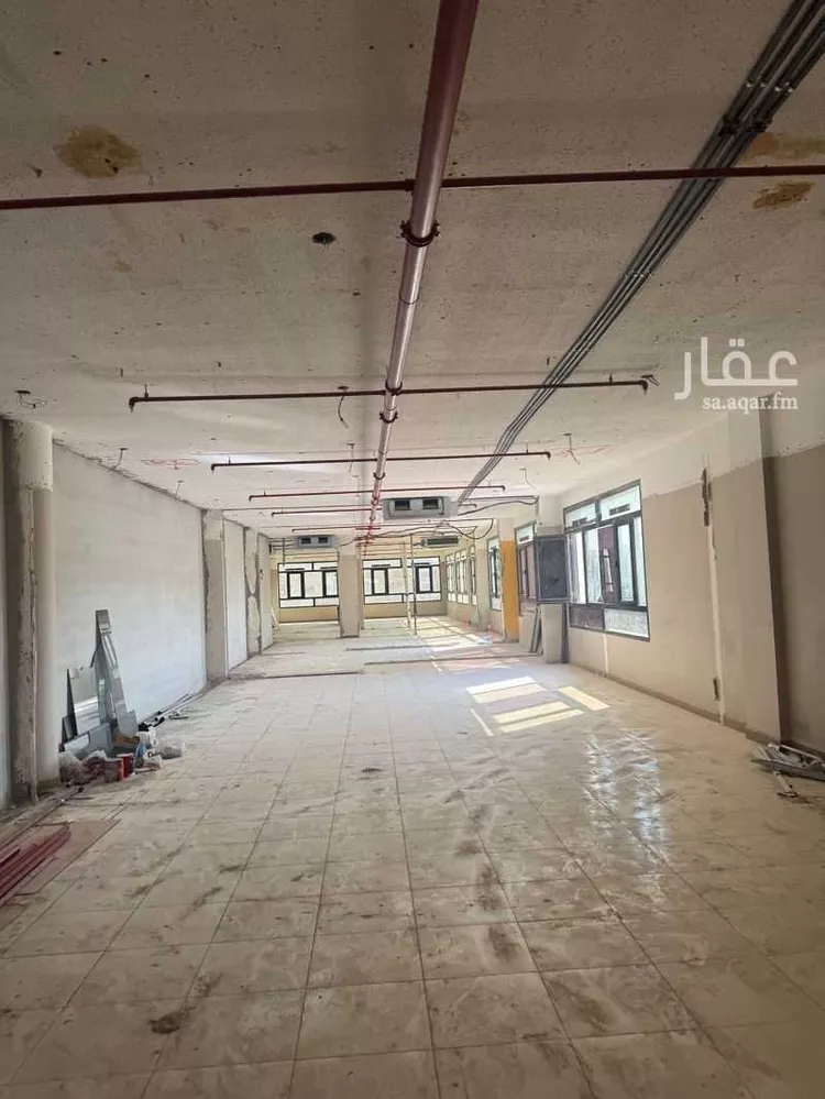 عمارة للإيجار في شارع الامير مقرن بن عبدالعزيز, حي النزهة, مدينة الرياض, منطقة الرياض صورة 4