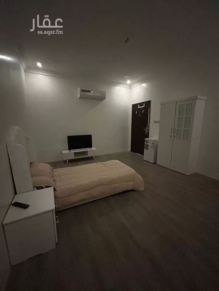 غرفة للإيجار في شارع عثمان بن عفان ، حي العزيزية الأول ، الهفوف‎ ، الاحساء