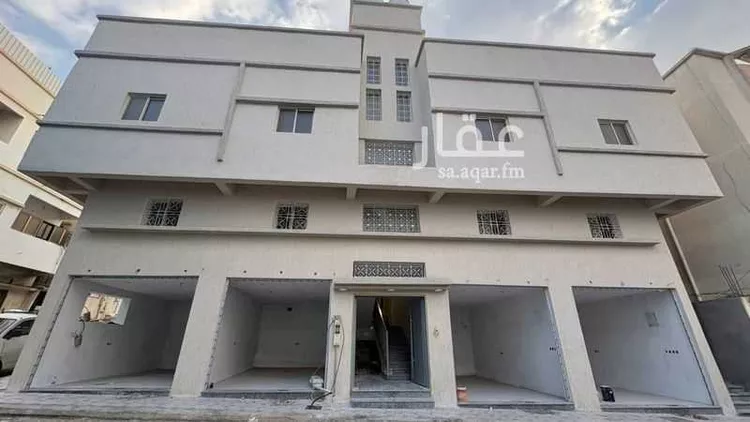 عمارة للإيجار في شارع الاريج ، حي العزيزية ، ابها ، منطقة عسير