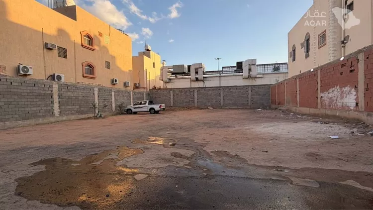 أرض للبيع في شارع عجري ابن ماتع ، حي العزيزية ، المدينة المنورة ، منطقة المدينة المنورة