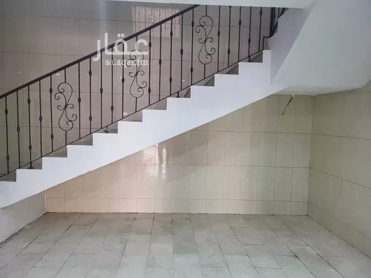 عمارة للبيع في شارع الأحياء, حي العزيزية, مدينة الرياض, منطقة الرياض 18