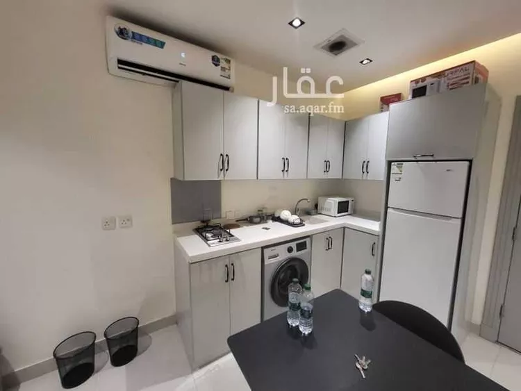 شقة للإيجار في شارع الفرزدق, حي الضباط, مدينة الرياض, منطقة الرياض صورة 4