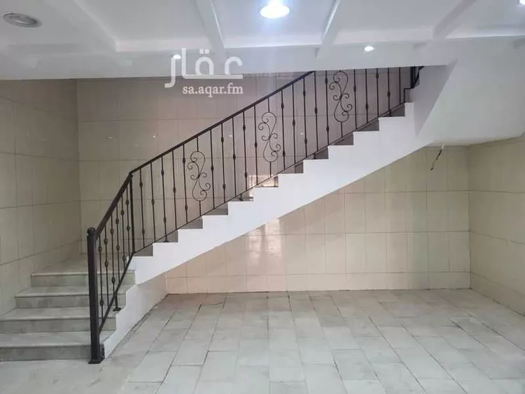 عمارة للبيع في شارع الأحياء, حي العزيزية, مدينة الرياض, منطقة الرياض 16