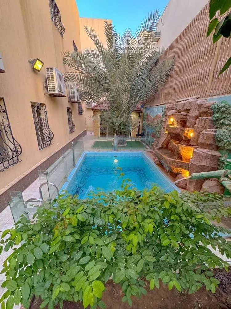 فيلا للبيع في شارع رقم 112, حي العزيزية, مدينة الرياض, منطقة الرياض صورة 2