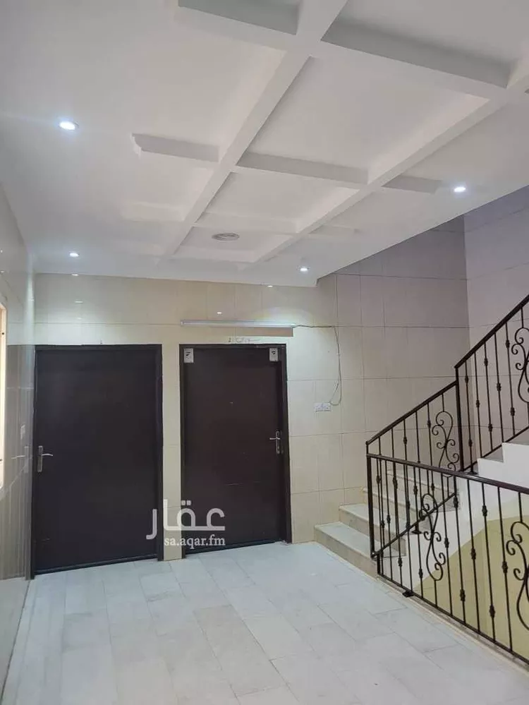 عمارة للبيع في شارع الأحياء, حي العزيزية, مدينة الرياض, منطقة الرياض 9