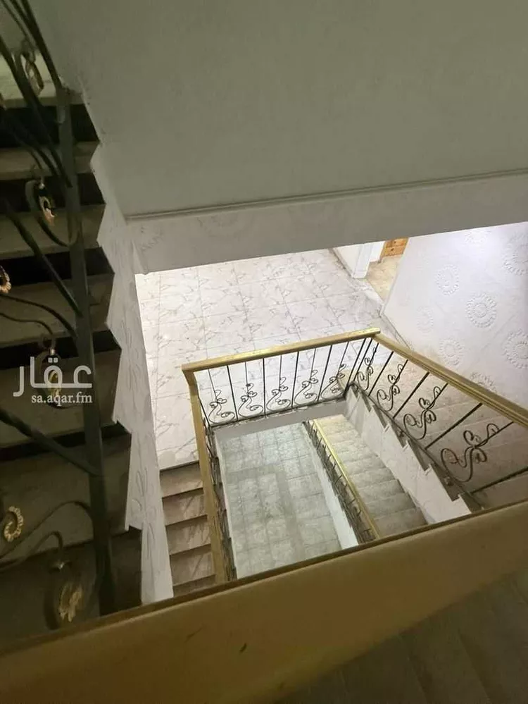 فيلا للبيع في شارع خرشه بن مالك, حي المبعوث, مدينة المدينة المنورة, منطقة المدينة المنورة صورة 3