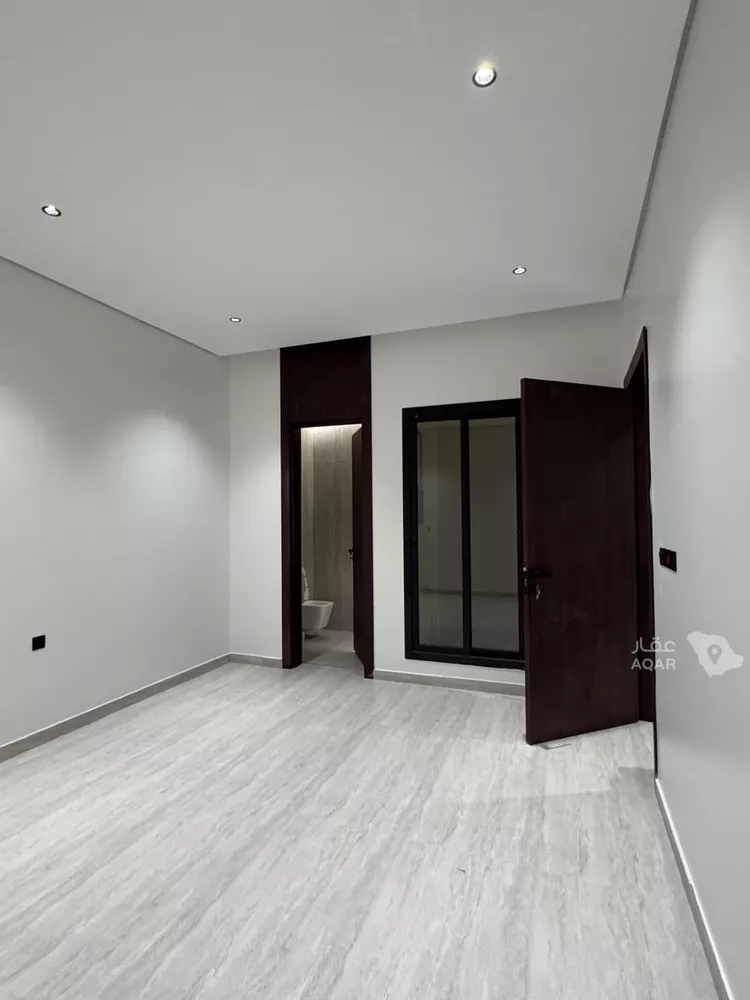Floor for Sale in Riyadh Ad Duraihimiyah 4