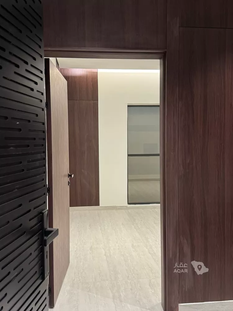 Floor for Sale in Riyadh Ad Duraihimiyah 11