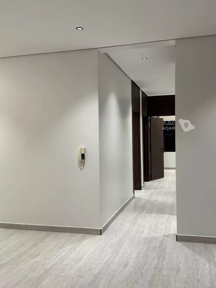 Floor for Sale in Riyadh Ad Duraihimiyah 10