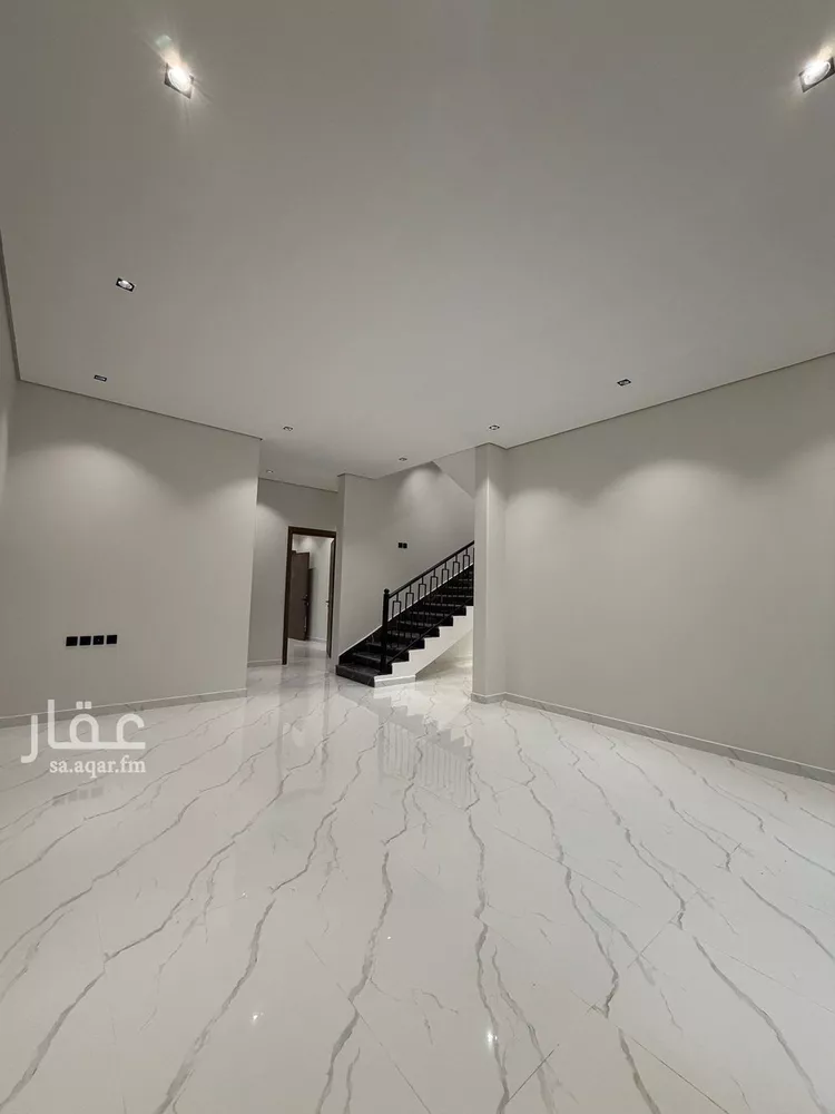 فيلا للبيع في شارع ابن التاج, حي الورود, مدينة الخرج, منطقة الرياض 6