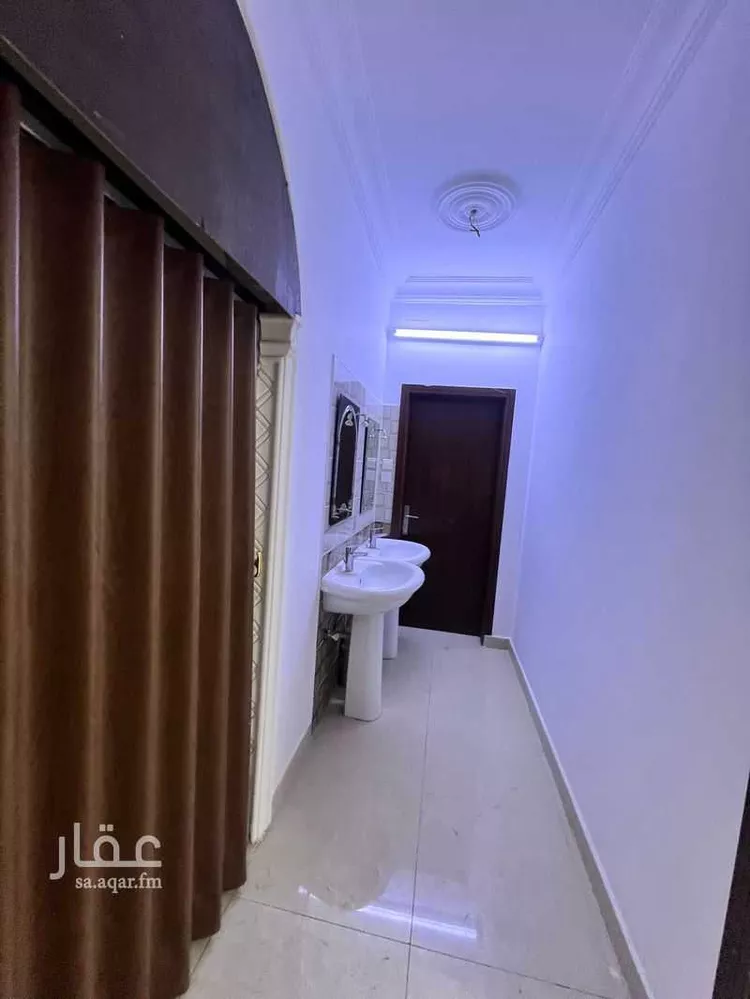 شقة للإيجار في شارع ابن التقي ، حي السويس ، جازان ، منطقة جازان صورة 2