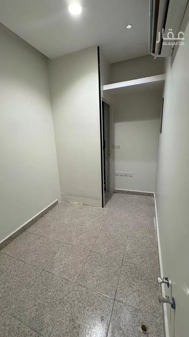 غرفة للإيجار في شارع رقم 288 ، حي النرجس ، الرياض ، منطقة الرياض صورة 2