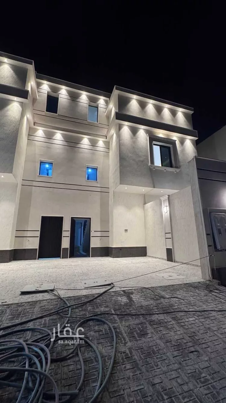 دور للبيع في شارع شيبان بن أبي شيبة, حي الرمال, مدينة الرياض, منطقة الرياض