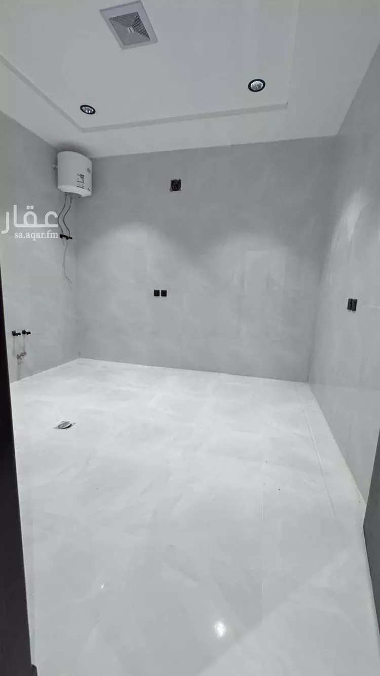 دور للبيع في شارع شيبان بن أبي شيبة, حي الرمال, مدينة الرياض, منطقة الرياض صورة 4