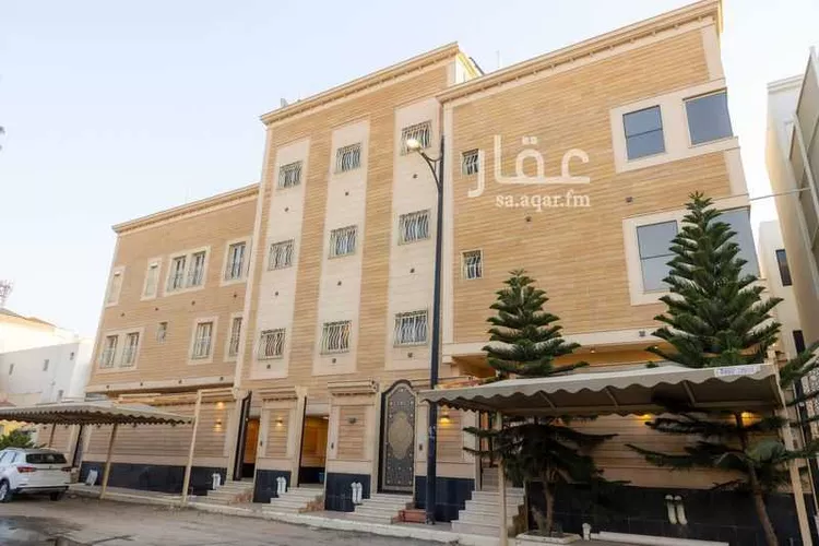 دور للبيع في شارع راس القليعة ، حي المحالة ، المحالة ، منطقة عسير