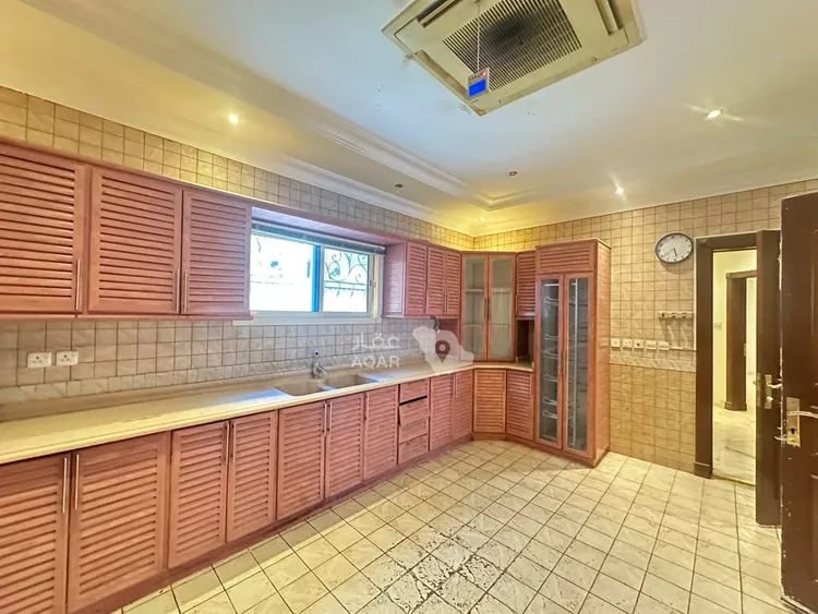 Villa for Rent in Riyadh As Sulimaniyah 11