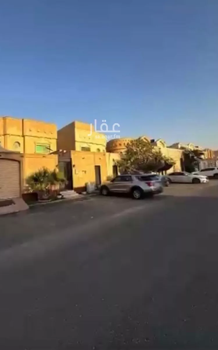 فيلا للبيع في شارع الأصبهاني, حي إشبيلية, مدينة الرياض, منطقة الرياض 1 صورة