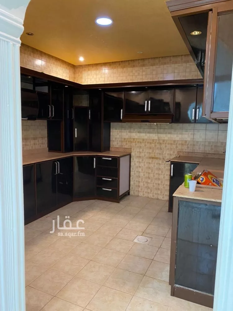 شقة للبيع في شارع عبدالله بن قيس, حي إشبيلية, مدينة الرياض, منطقة الرياض صورة 5