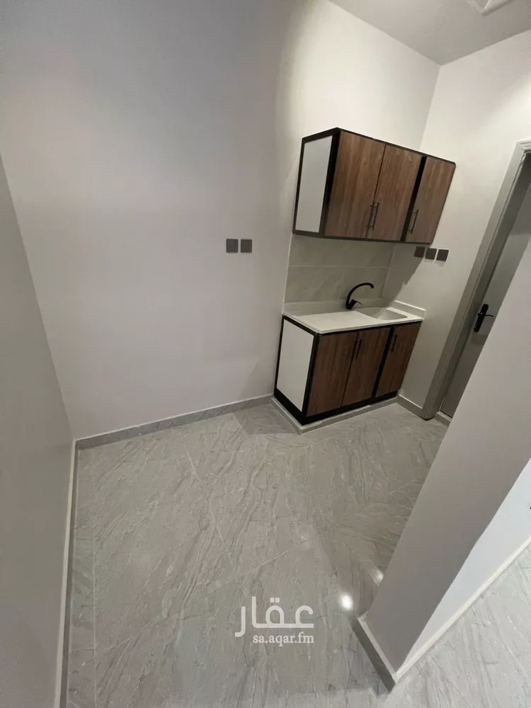 شقة للإيجار في شارع تبوك, حي الإزدهار, مدينة الرياض, منطقة الرياض صورة 3