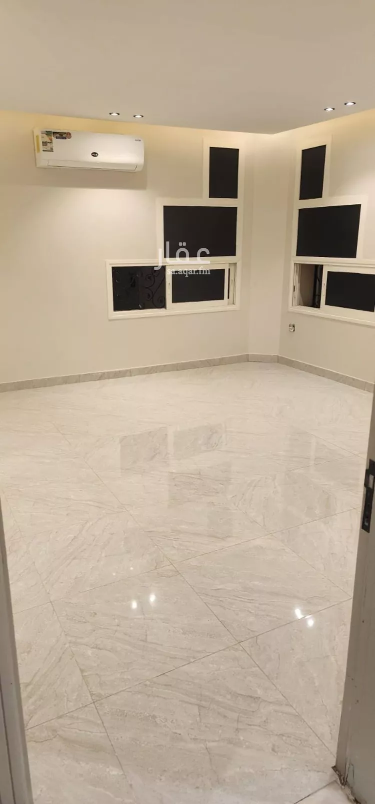 شقة للإيجار في شارع إسماعيل بن مبارك, حي الإزدهار, مدينة الرياض, منطقة الرياض صورة 2