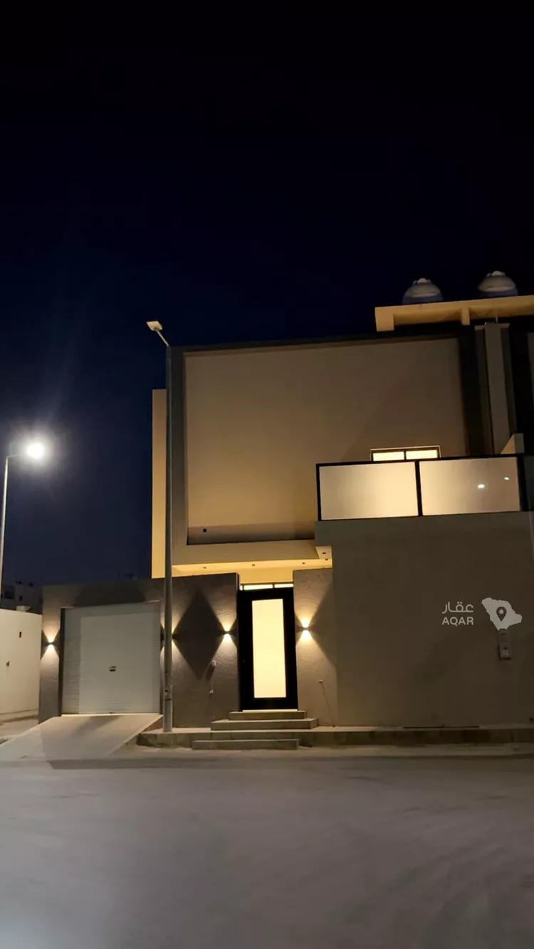 Villa for Sale in Riyadh Al Qirawan