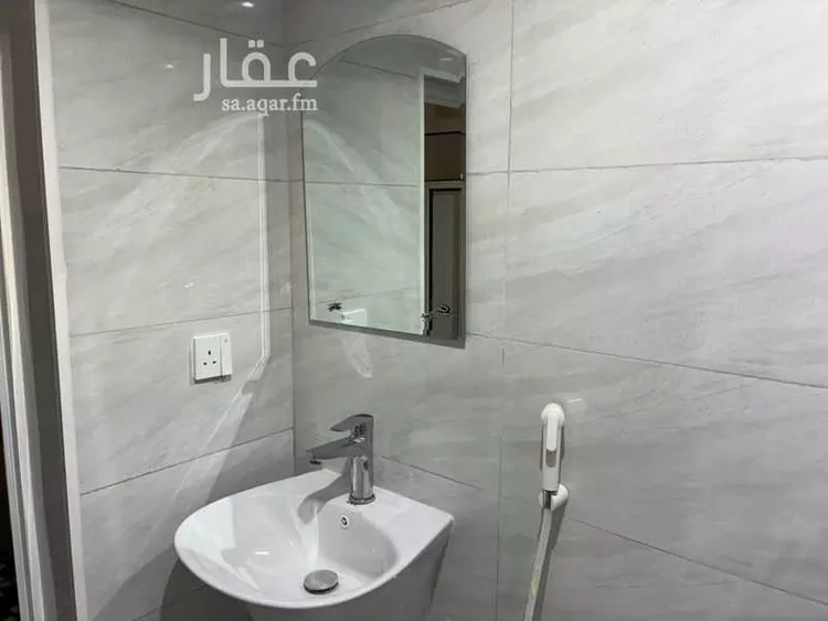 استوديو للإيجار في شارع طريق خادم الحرمين الشريفين الفرعي, حي العليا, مدينة الخبر, المنطقة الشرقية 10