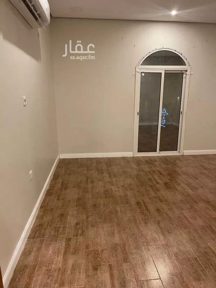 شقة للإيجار في شارع شارع الامير حمود بن عبدالعزيز, حي مدينة العمال, مدينة الخبر, المنطقة الشرقية