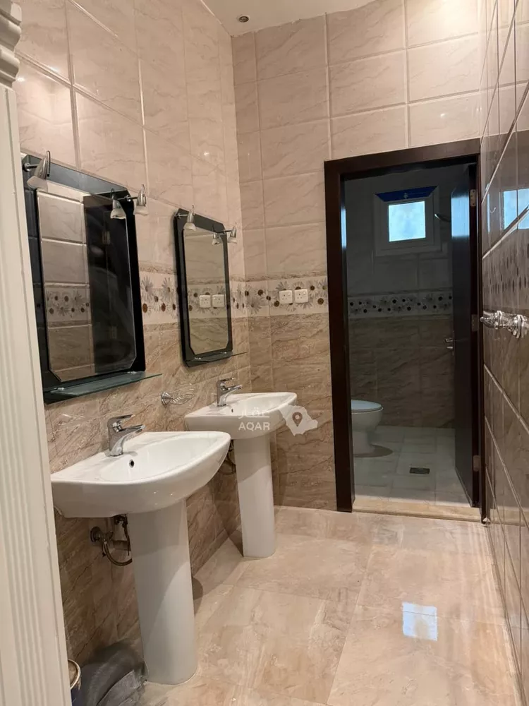 دور للبيع في شارع رقم 214, حي النرجس, مدينة الرياض, منطقة الرياض 15
