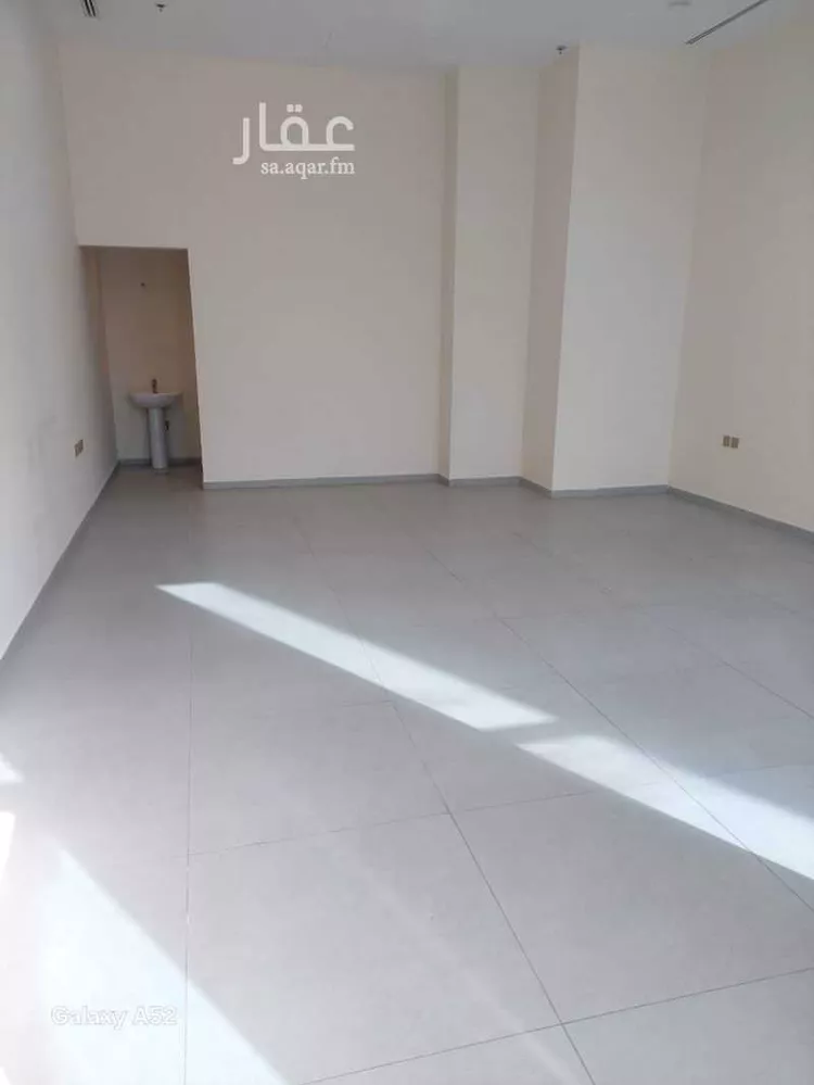 محل للإيجار في شارع البطحاء, حي الفوطة, مدينة الرياض, منطقة الرياض صورة 2