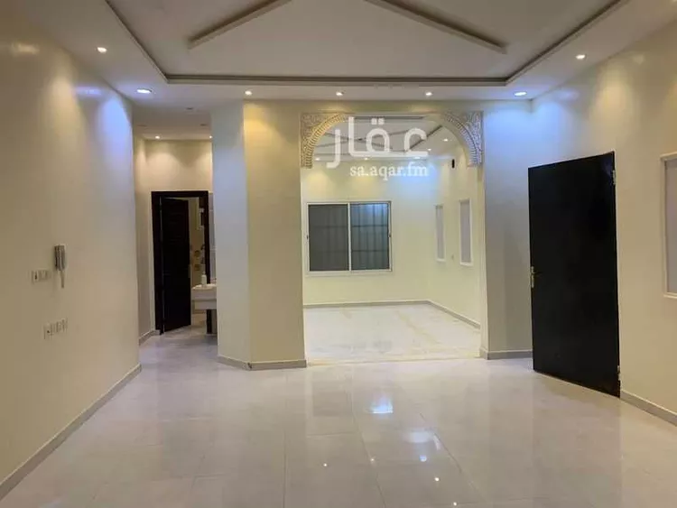فيلا للبيع في شارع عبدالعزيز العبادي, حي الرمال, مدينة الرياض, منطقة الرياض 6