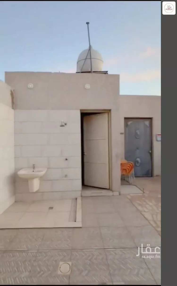 استراحة للبيع في شارع عمر الهمذاني, حي الوهلان, مدينة عنيزة, منطقة القصيم صورة 2