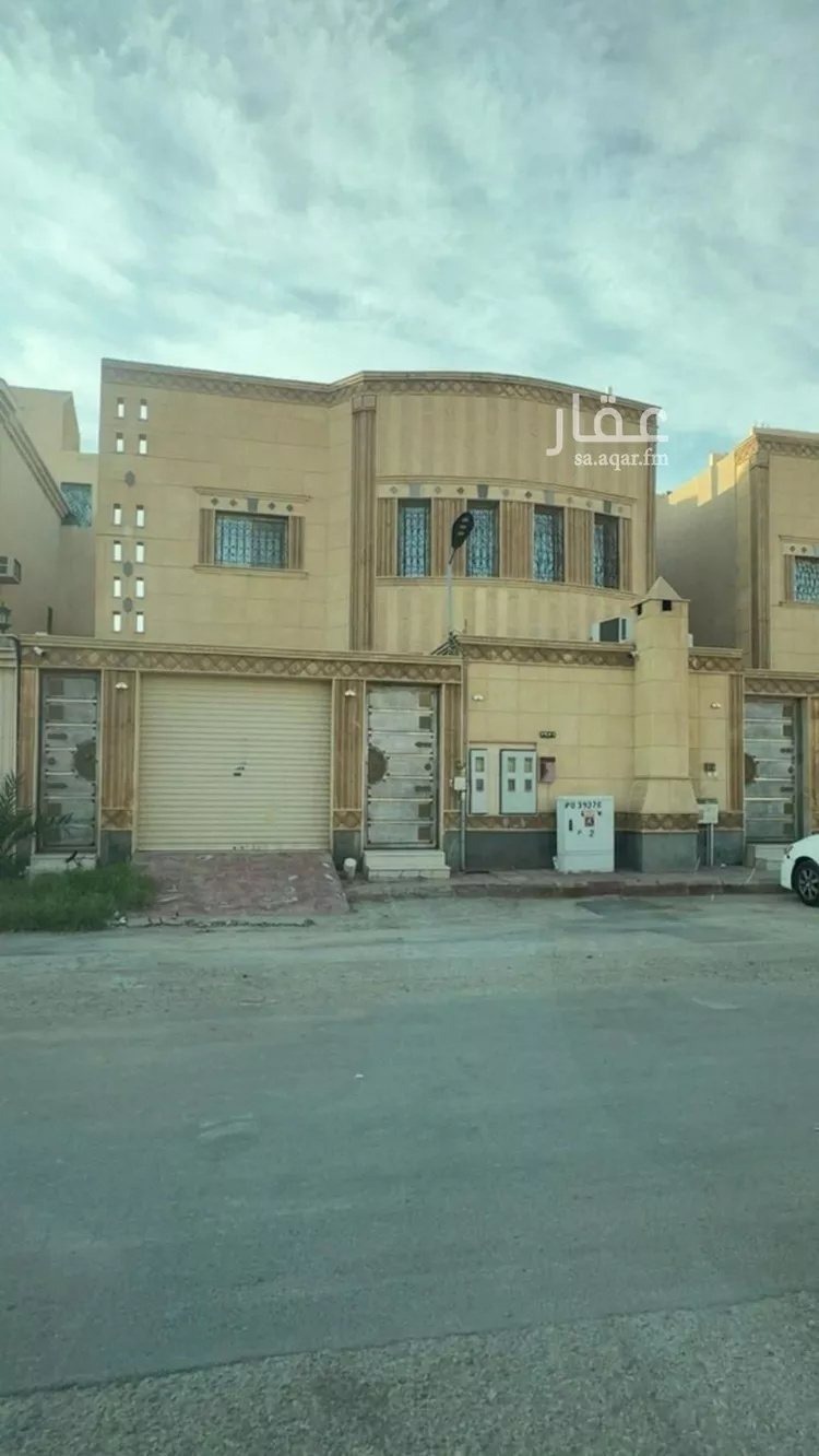 فيلا للبيع في شارع النخل, حي ظهرة لبن, مدينة الرياض, منطقة الرياض